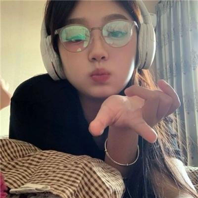 7500航班 海报